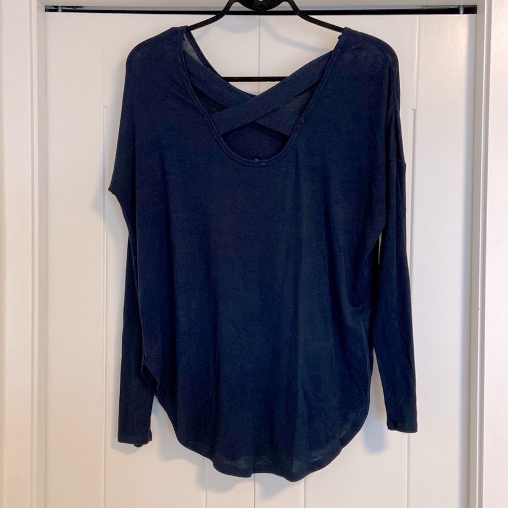 Garage Criss-Cross Back Long-sleeve Light Knit Top | Size S - Picture 3 of 7